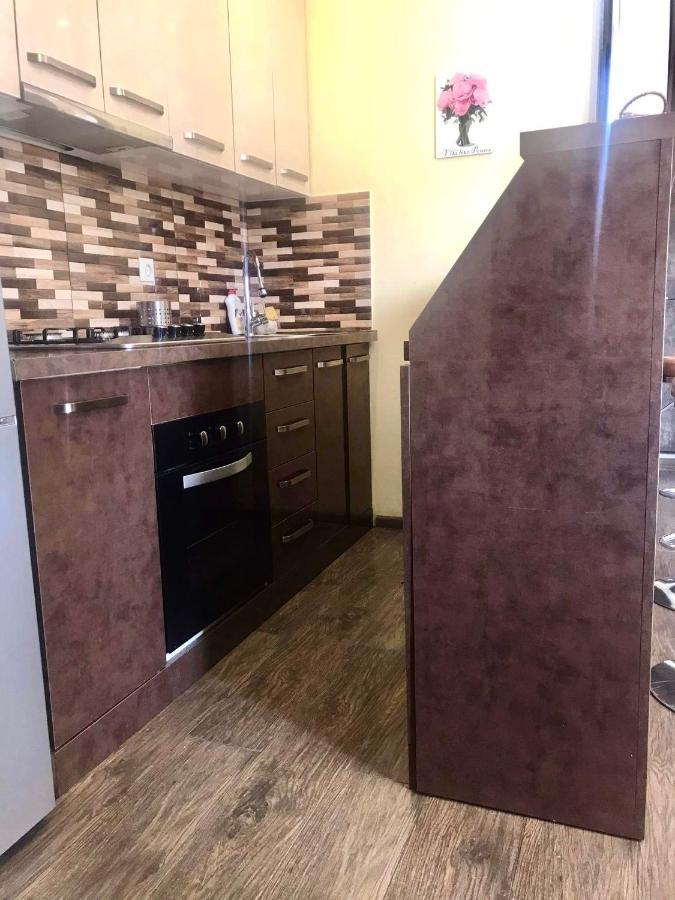 Apartament Victoria Apartment Тбилиси Екстериор снимка