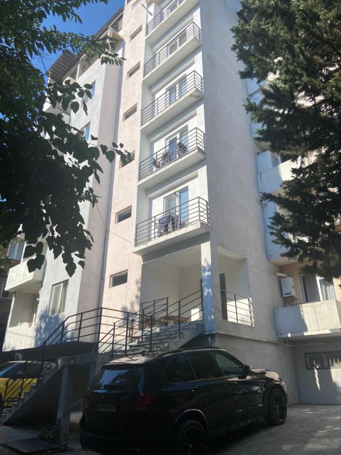 Apartament Victoria Apartment Тбилиси Екстериор снимка
